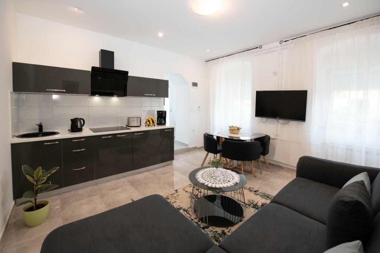 Apartment Emili Opatija Dış mekan fotoğraf